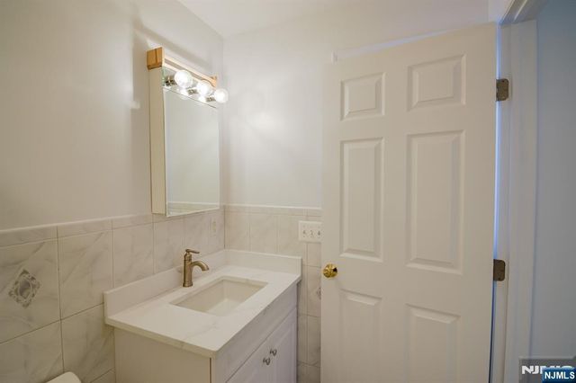 343B Harriet Avenue, Palisades Park, NJ 07650