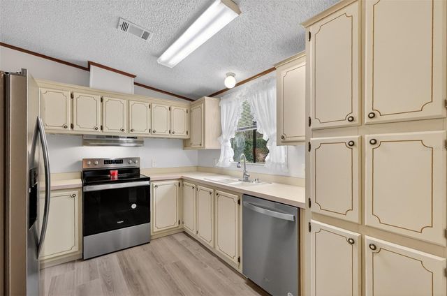 25043 BELLEVUE, Leesburg, FL 34748