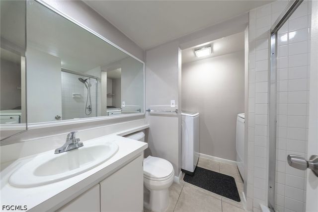 1570 Park Meadows DR 1, Fort Myers, FL 33907