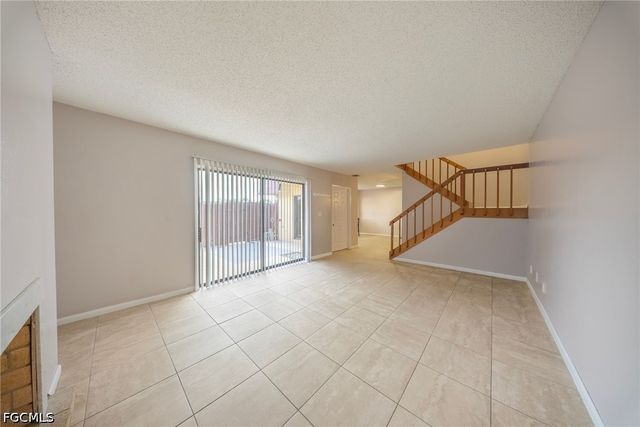 1570 Park Meadows DR 1, Fort Myers, FL 33907