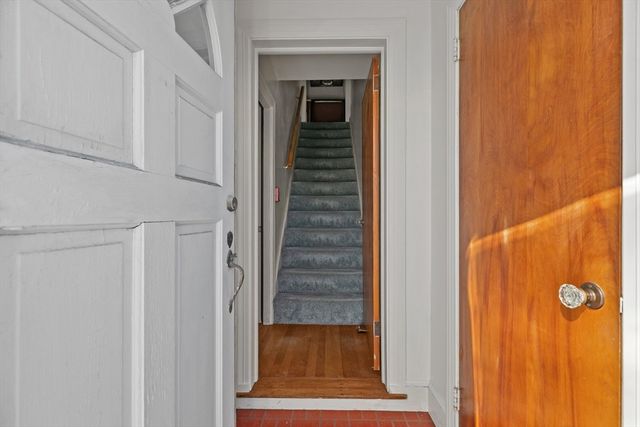 74 Valley, Middletown, RI 02842