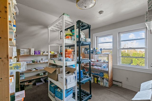 74 Valley, Middletown, RI 02842
