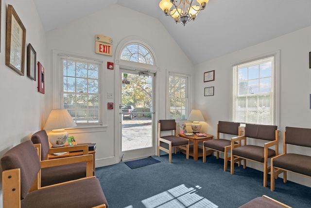 74 Valley, Middletown, RI 02842