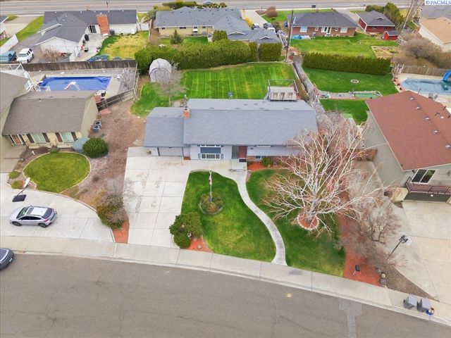 2620 W Klamath Ave, Kennewick, WA 99336