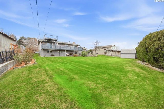 2620 W Klamath Ave, Kennewick, WA 99336