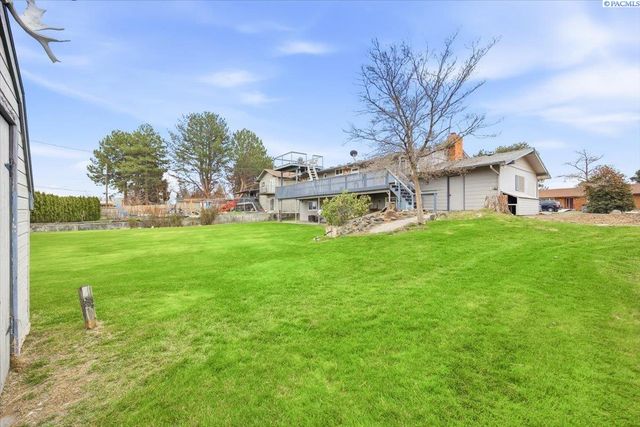 2620 W Klamath Ave, Kennewick, WA 99336