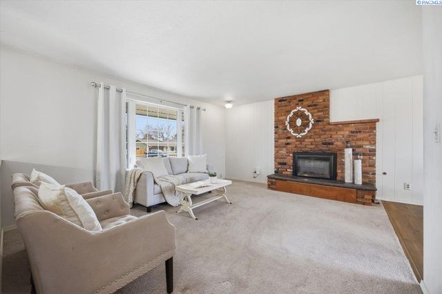 2620 W Klamath Ave, Kennewick, WA 99336