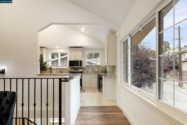 3426 Pierson St, Oakland, CA 94619