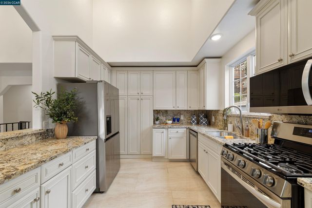 3426 Pierson St, Oakland, CA 94619