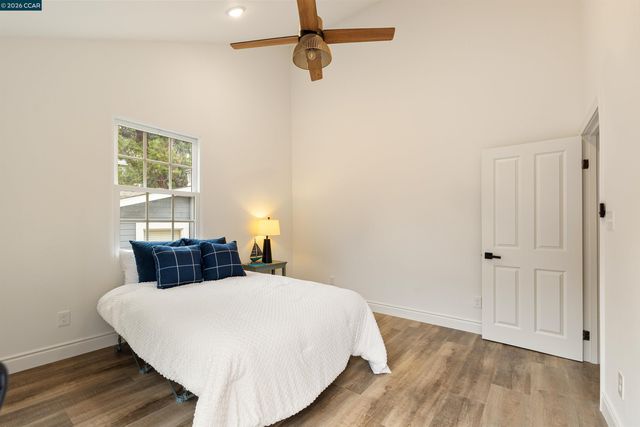 3426 Pierson St, Oakland, CA 94619