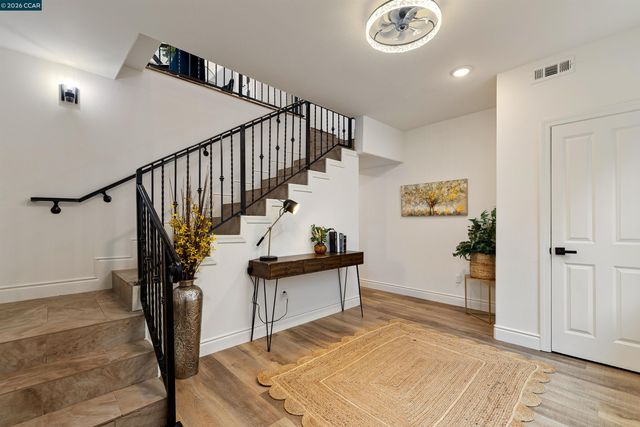3426 Pierson St, Oakland, CA 94619