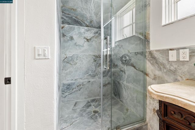 3426 Pierson St, Oakland, CA 94619