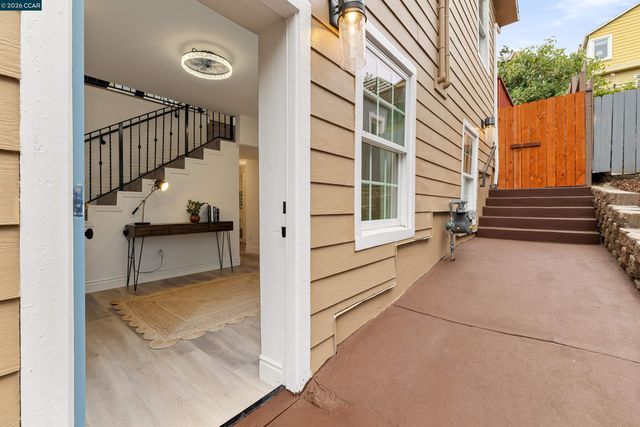 3426 Pierson St, Oakland, CA 94619