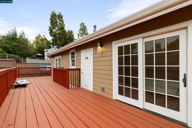 3426 Pierson St, Oakland, CA 94619