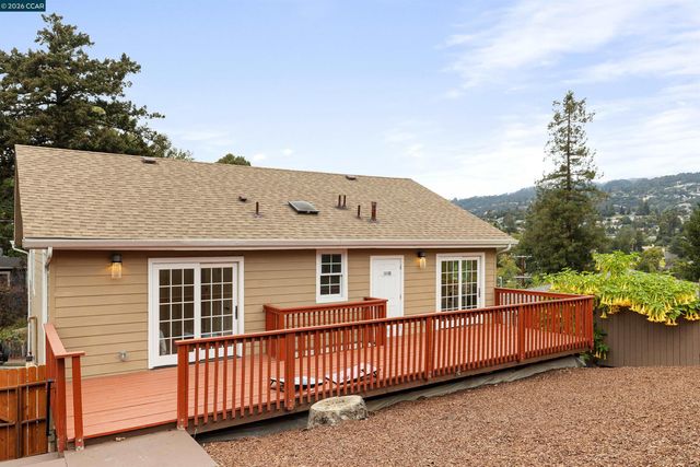 3426 Pierson St, Oakland, CA 94619