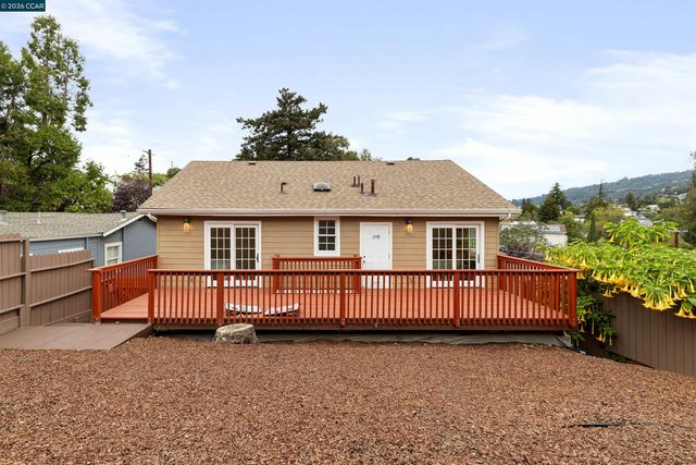 3426 Pierson St, Oakland, CA 94619