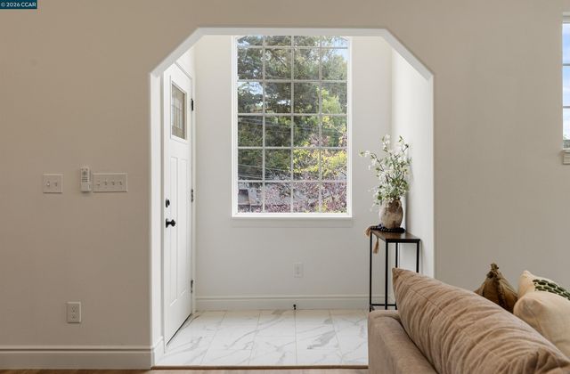 3426 Pierson St, Oakland, CA 94619