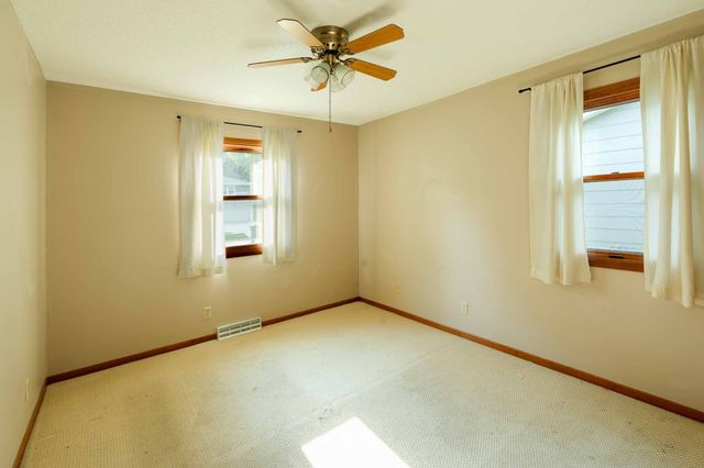 617 NW Beechwood Street, Ankeny, IA 50023