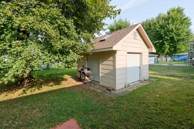 617 NW Beechwood Street, Ankeny, IA 50023
