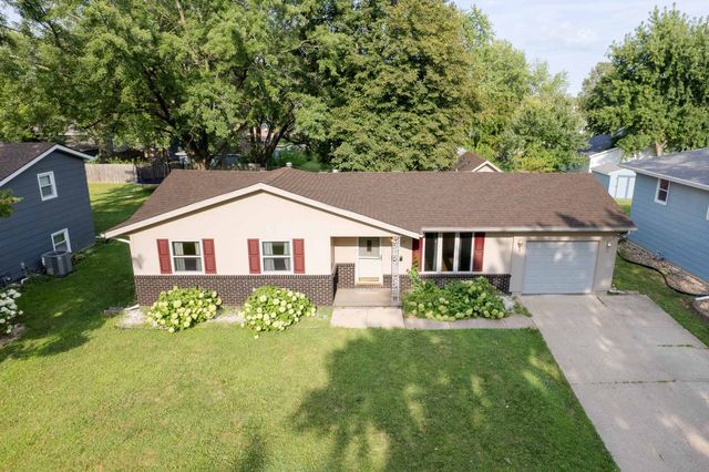 617 NW Beechwood Street, Ankeny, IA 50023