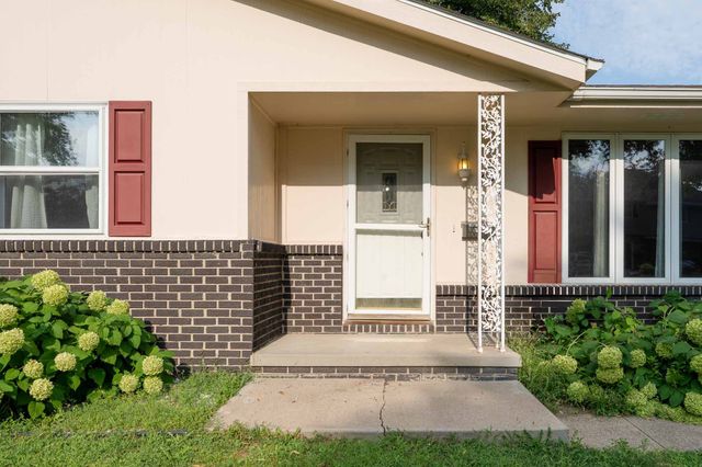 617 NW Beechwood Street, Ankeny, IA 50023