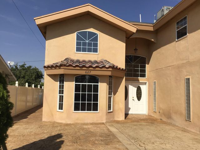 687 Supima Drive, Socorro, TX 79927