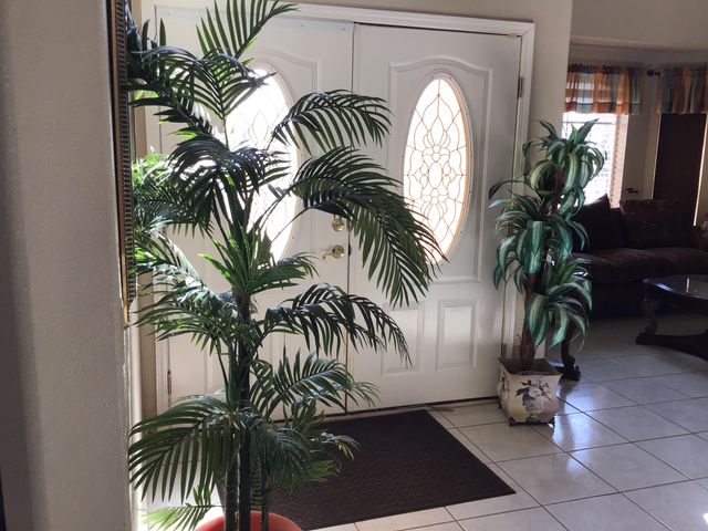 687 Supima Drive, Socorro, TX 79927