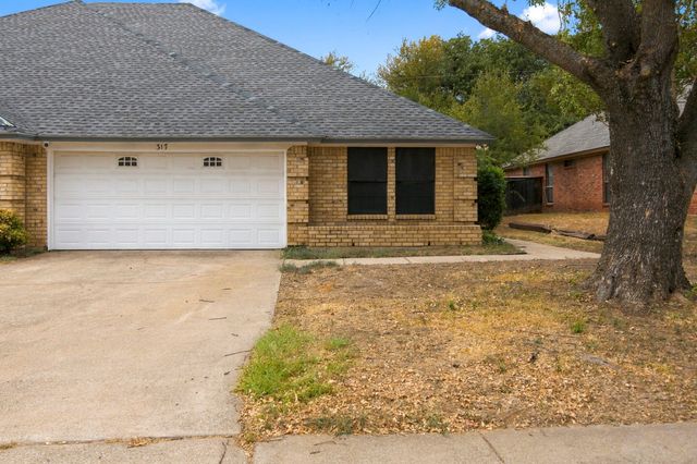 317 Moore Creek Road, Hurst, TX 76053