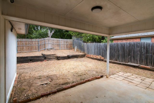 317 Moore Creek Road, Hurst, TX 76053