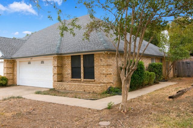 317 Moore Creek Road, Hurst, TX 76053