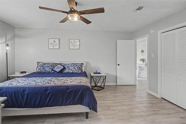 327 Fir Ridge Drive, Huffman, TX 77336