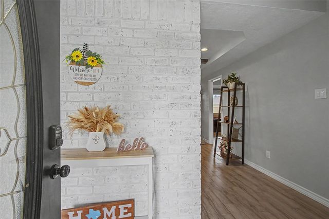 327 Fir Ridge Drive, Huffman, TX 77336