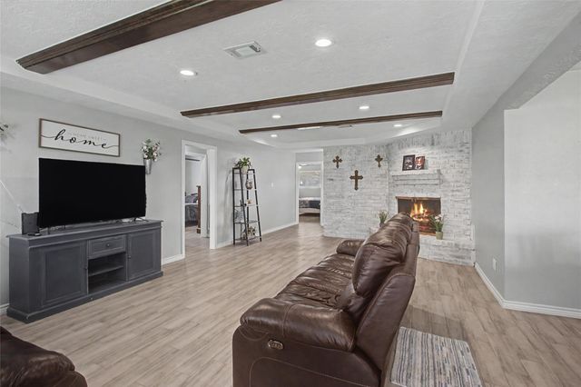 327 Fir Ridge Drive, Huffman, TX 77336