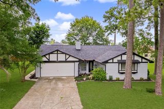 327 Fir Ridge Drive, Huffman, TX 77336