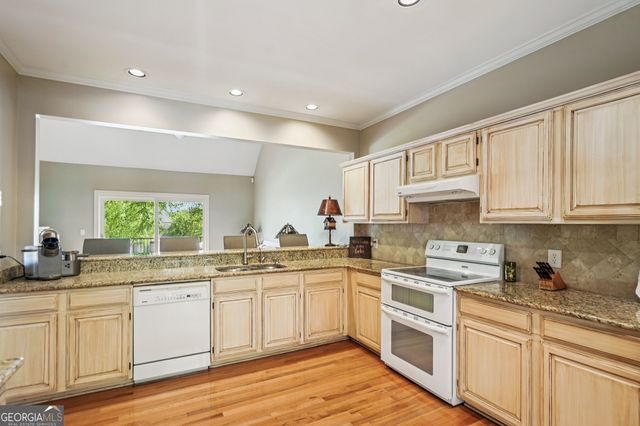 1123 Wharfside Court, Greensboro, GA 30642