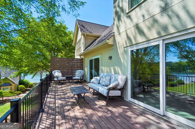 1123 Wharfside Court, Greensboro, GA 30642