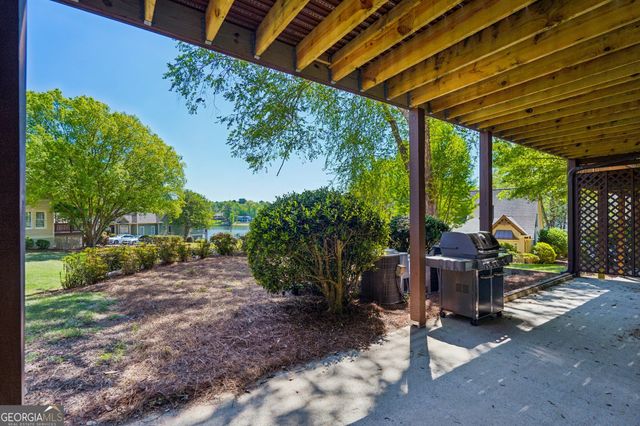 1123 Wharfside Court, Greensboro, GA 30642