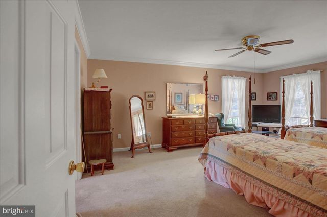 12275 KNOLLWOOD CIRCLE, Waynesboro, PA 17268