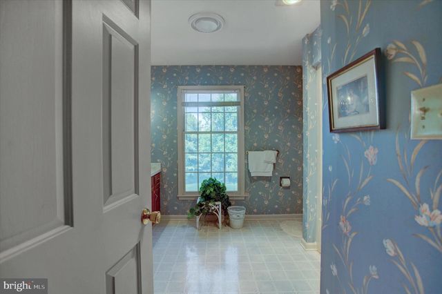 12275 KNOLLWOOD CIRCLE, Waynesboro, PA 17268