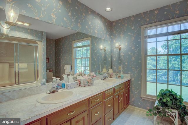 12275 KNOLLWOOD CIRCLE, Waynesboro, PA 17268