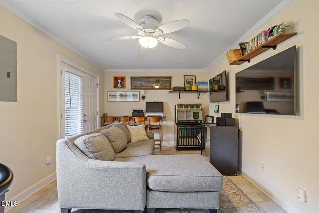 102 Primrose Lane, Carrboro, NC 27510