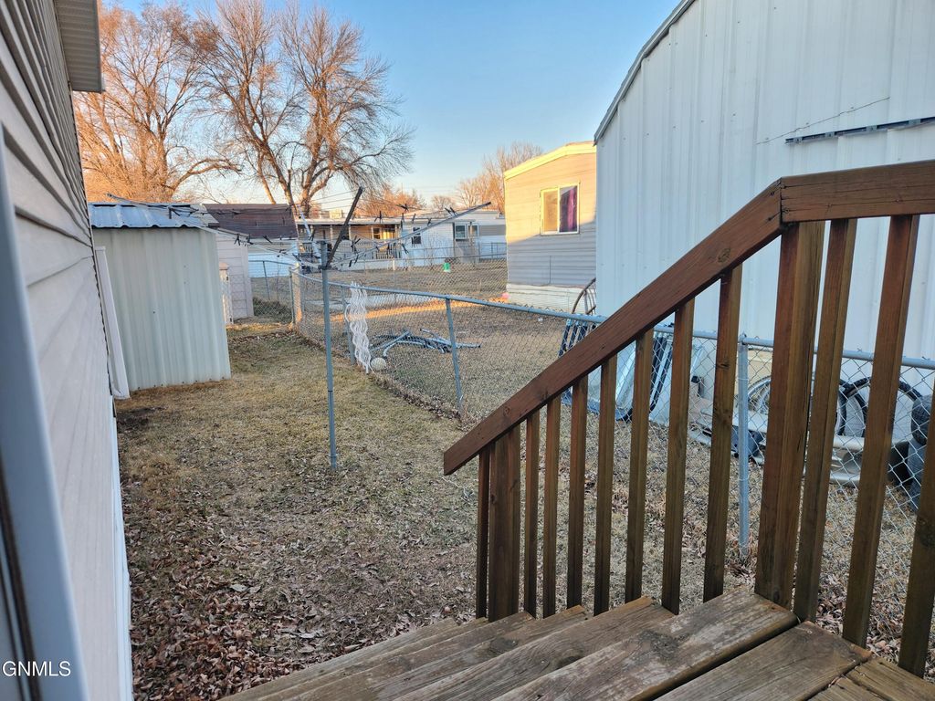 125 Maryland Street, Bismarck, ND 58504 photo 23