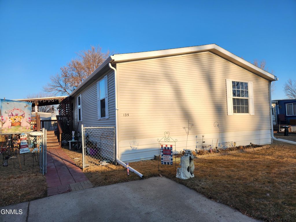 125 Maryland Street, Bismarck, ND 58504 photo 4