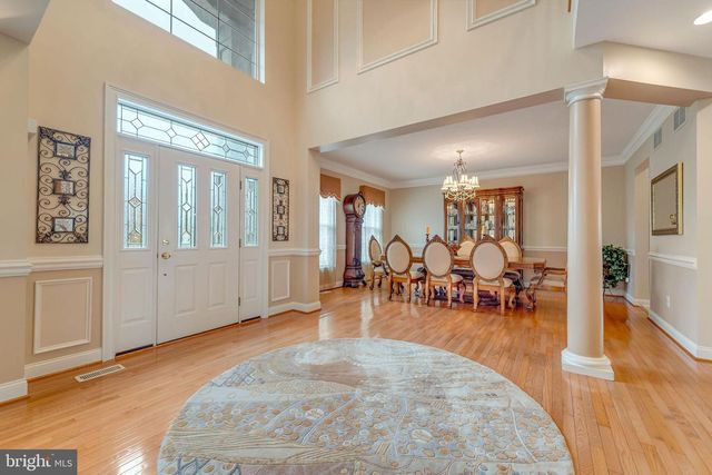 2 LANSBROOK CT, Sewell, NJ 08080