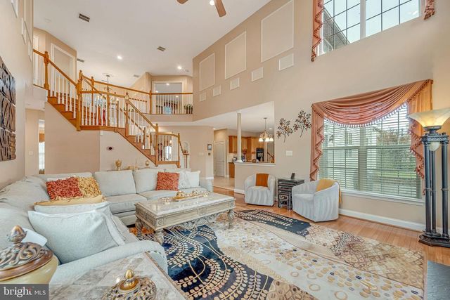 2 LANSBROOK CT, Sewell, NJ 08080