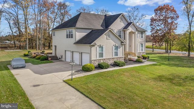 2 LANSBROOK CT, Sewell, NJ 08080