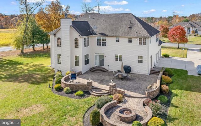 2 LANSBROOK CT, Sewell, NJ 08080