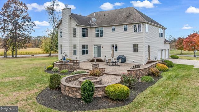 2 LANSBROOK CT, Sewell, NJ 08080