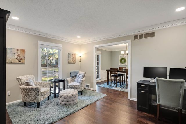 7619 BLACKBERRY FARM RD, Germantown, TN 38138