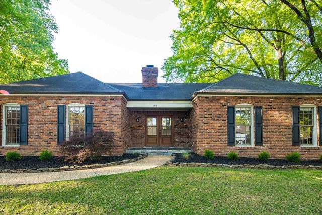 7619 BLACKBERRY FARM RD, Germantown, TN 38138